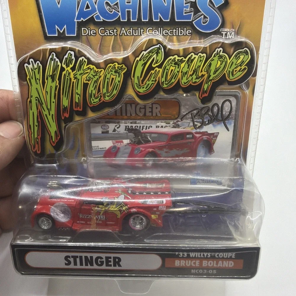 1/64 MUSCLE MACHINES NITRO COUPE STINGER Super Chevy‎ Show Bruce Boland